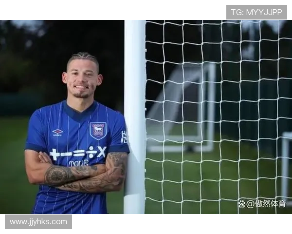 低调实用的足球明星如何在绿茵场上默默奉献与闪耀光芒