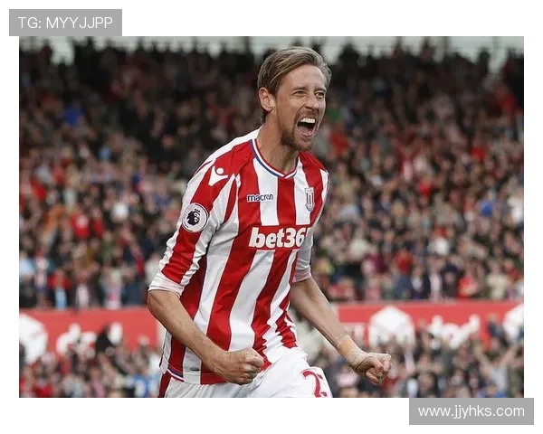 从绿茵场到银幕前足球明星们的华丽转身与演艺之路