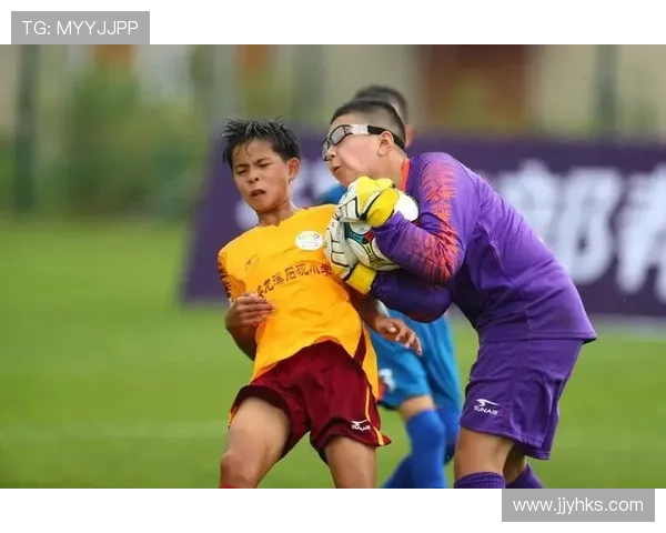 从贫困中崛起的足球明星们如何逆袭人生实现梦想